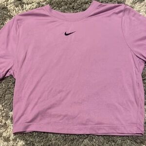 Light purple Nike shirt size small